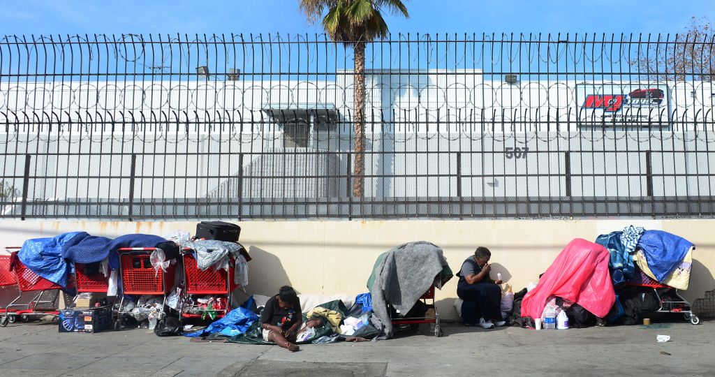 US-POLITICS-POVERTY-ECONOMY