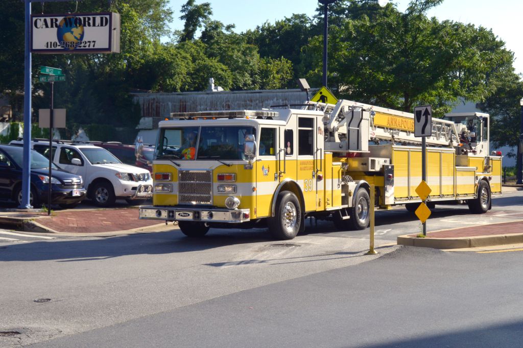 ladder fire truck