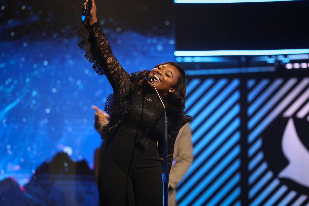 ENTERTAINMENT: OCT 16 GMA Dove Awards