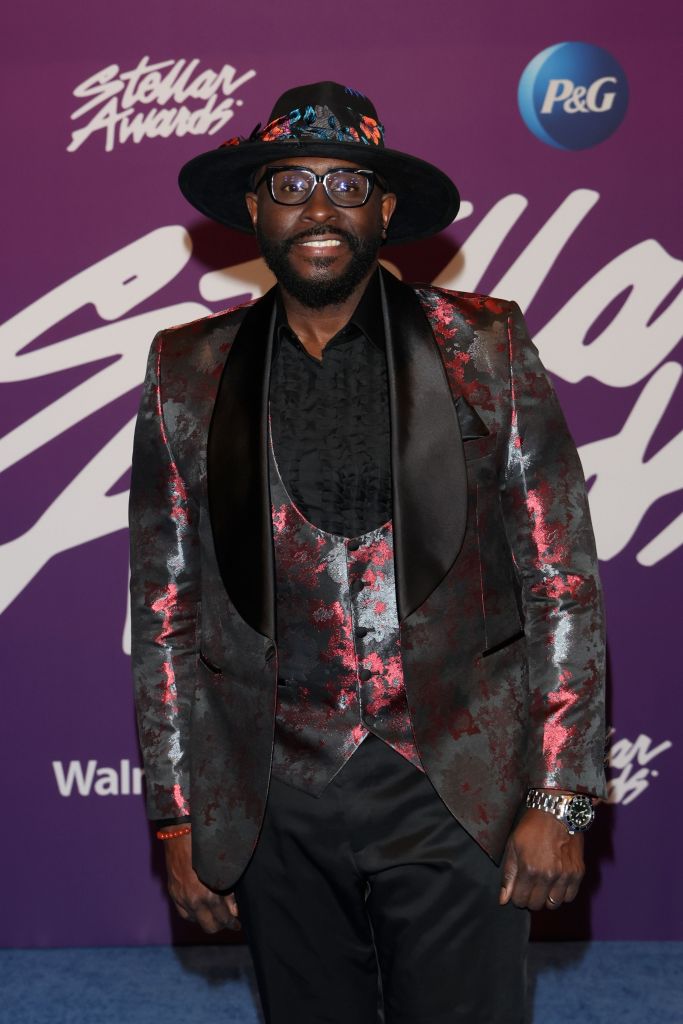 Akintunde Warnock